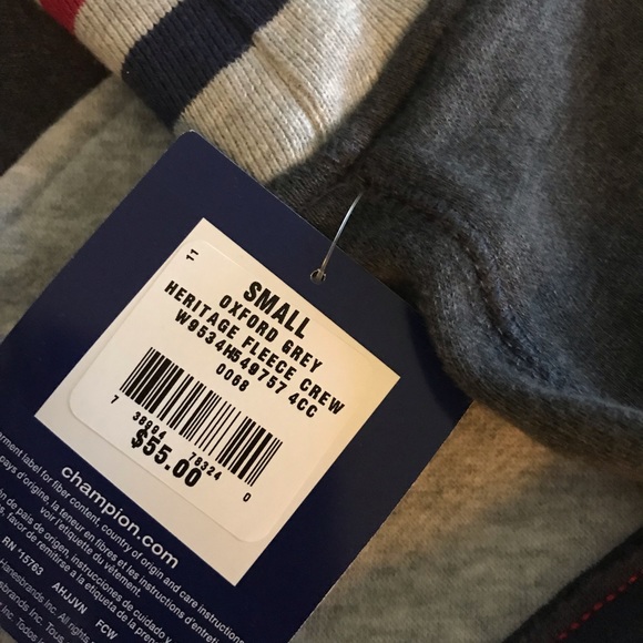 - - Champion Woman’s Sweatshirt Size Small New w Tag - Picture 5 of 5